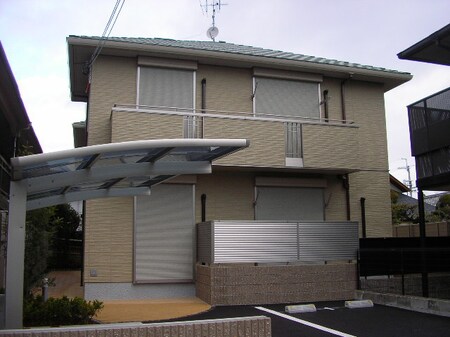 Ｃａｓａ　Ｓｏｂｒｉｏ外観写真