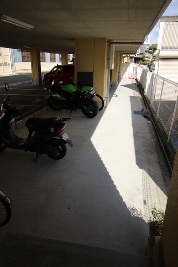 駐輪場