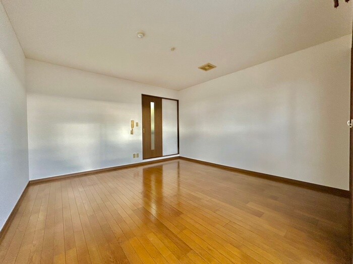 物件内観写真12　(居室)