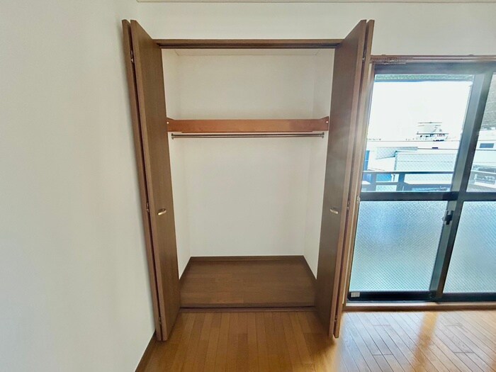 物件内観写真15　(収納)