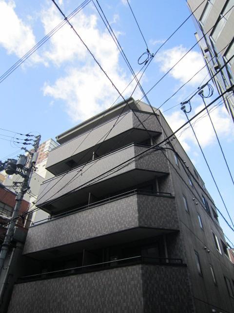 コレクション新町