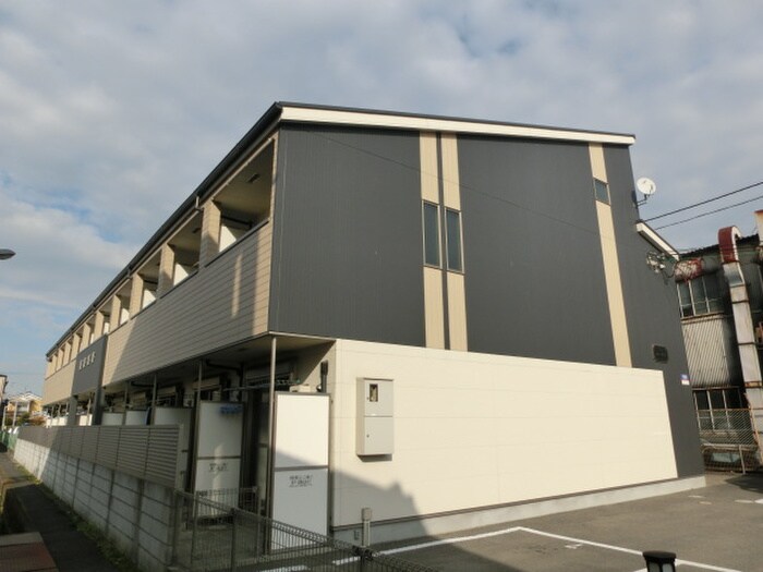 物件外観写真1　(外観写真)