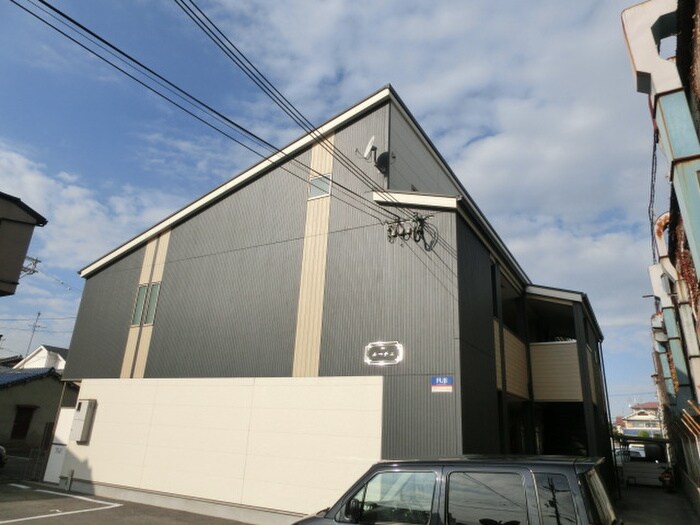 物件外観写真6　(外観写真)