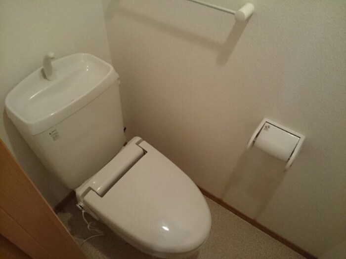 物件内観写真13　(トイレ)