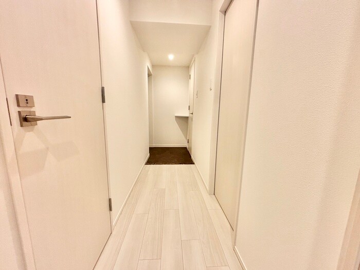 物件内観写真8　(廊下)