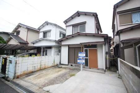 冨山貸家外観写真