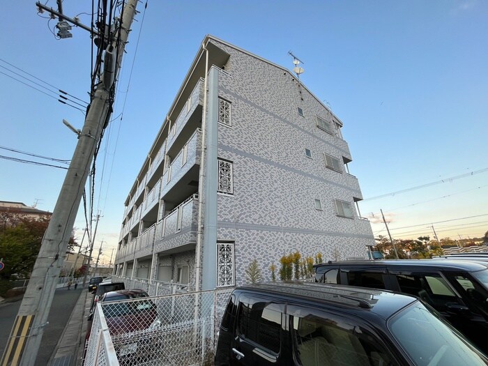 物件外観写真6　(外観写真)