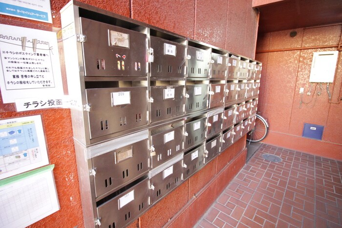 物件外観写真4　(建物設備)