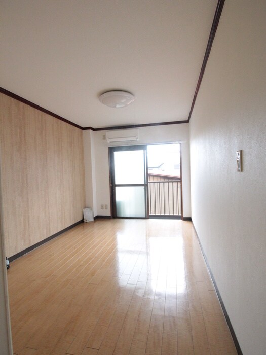 物件内観写真13　(居室)