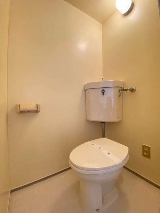 物件内観写真12　(トイレ)