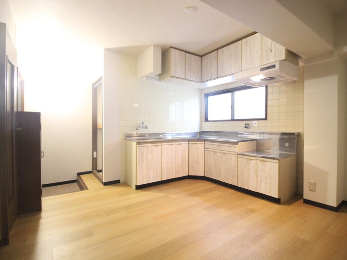 物件内観写真9　(居室)