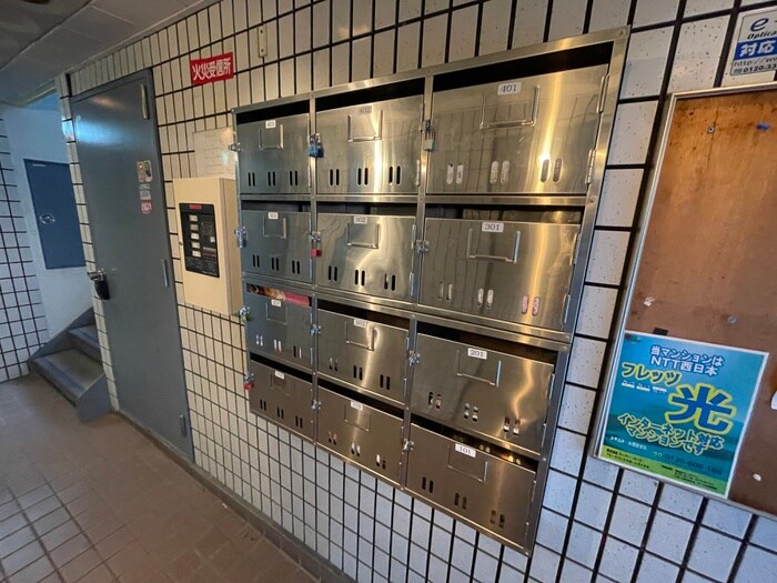 物件外観写真4　(建物設備)