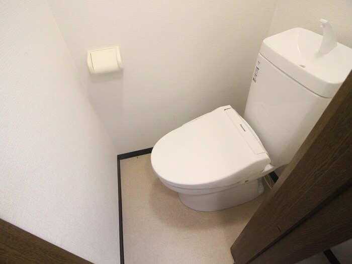 物件内観写真11　(トイレ)