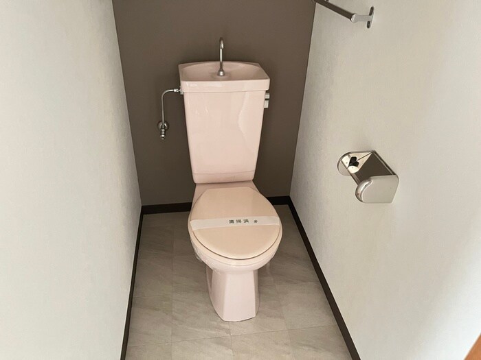 物件内観写真6　(トイレ)