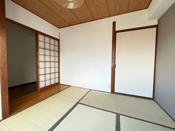 物件内観写真10　(居室)