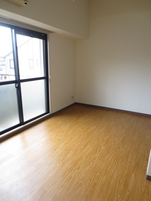 物件内観写真11　(居室)