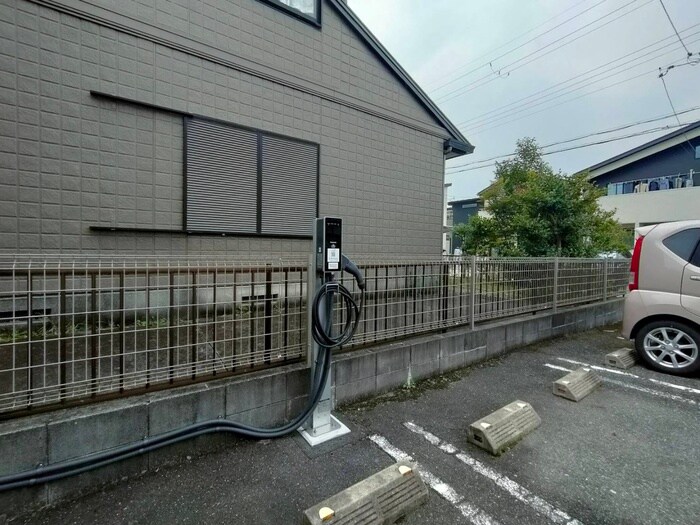 物件外観写真4　(建物設備)