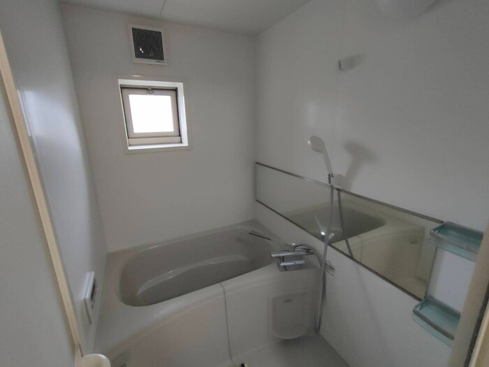 物件内観写真16　(バス／シャワールーム等)