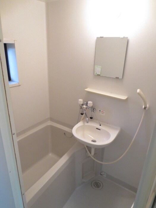 物件内観写真13　(バス／シャワールーム等)