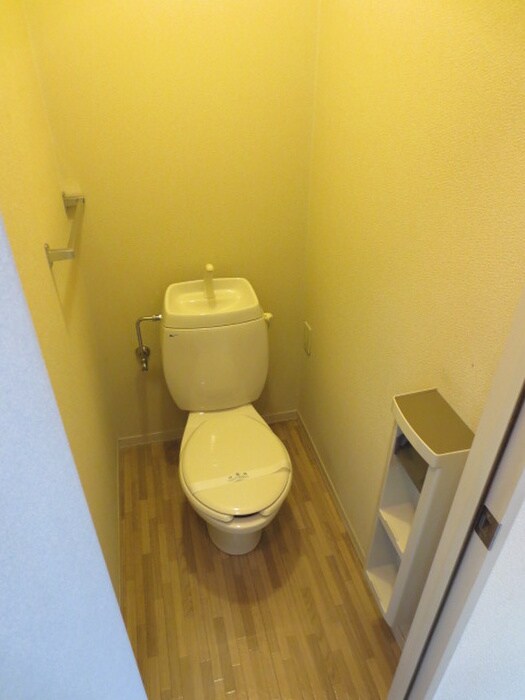 物件内観写真14　(トイレ)