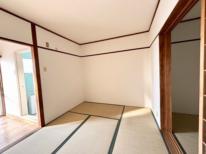 物件内観写真8　(居室)