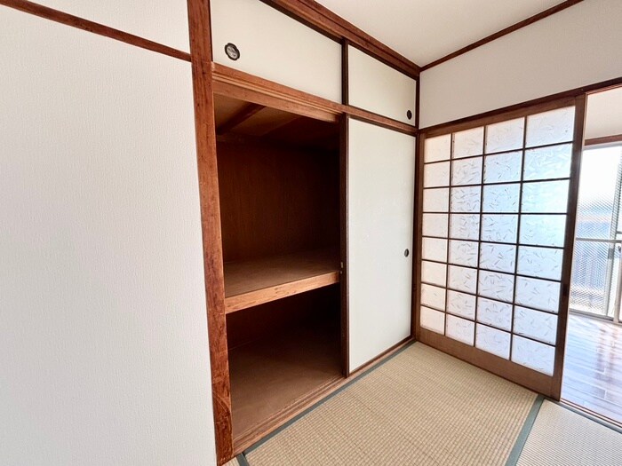 物件内観写真18　(収納)