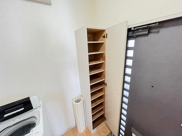 物件内観写真16　(靴箱)