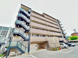 フレア・ブローリー外観写真