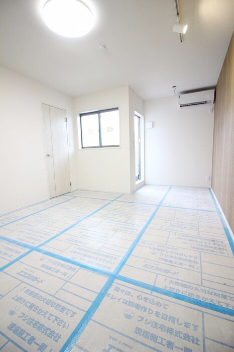 物件内観写真19　(居室)