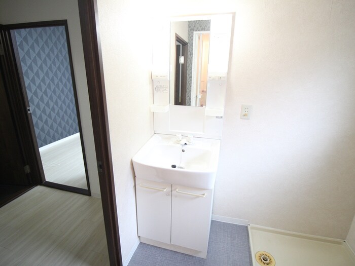 物件内観写真11　(洗面)