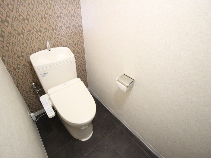 物件内観写真12　(トイレ)