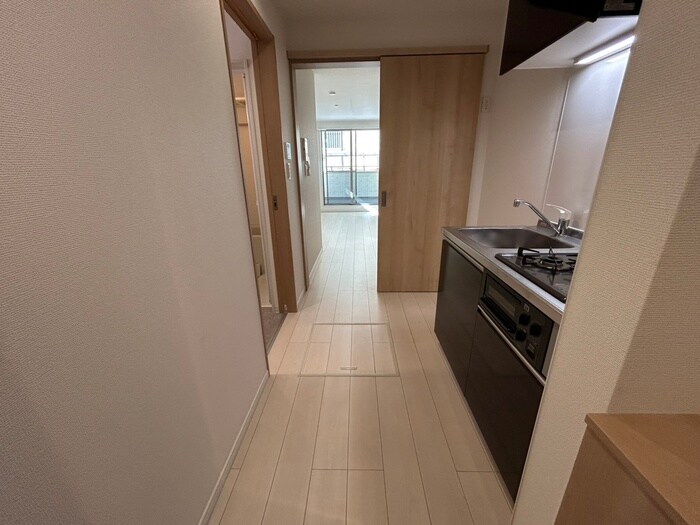 物件内観写真18　(廊下)