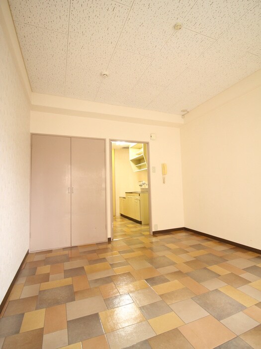 物件内観写真13　(居室)