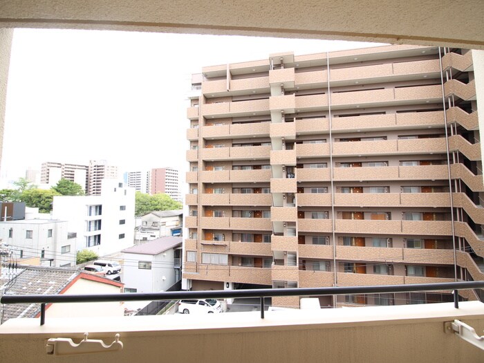 物件内観写真14　(室内からの展望)