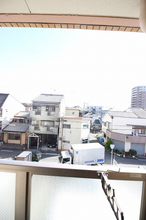 物件内観写真22　(室内からの展望)