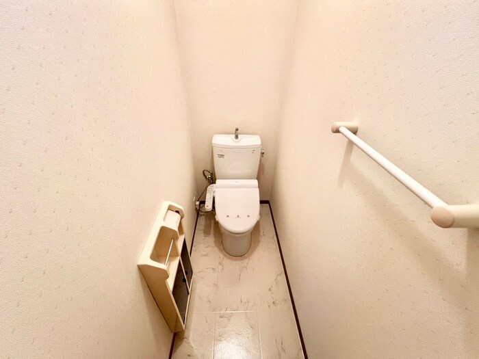 物件内観写真12　(トイレ)