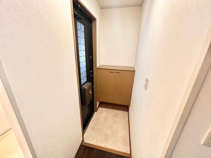物件内観写真15　(玄関)