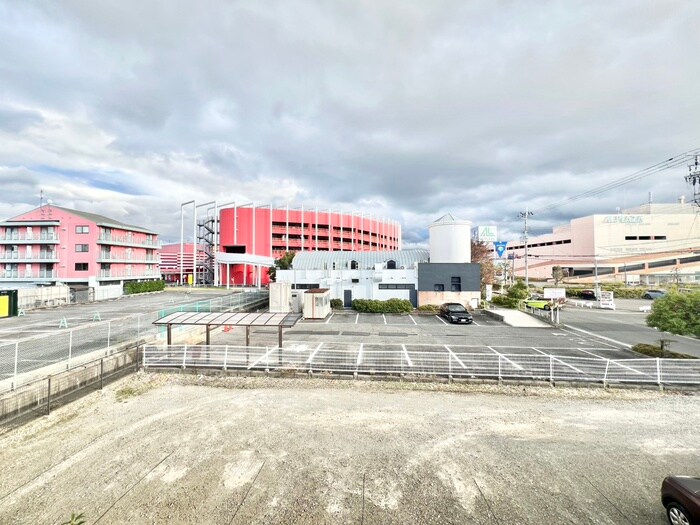 物件内観写真16　(室内からの展望)