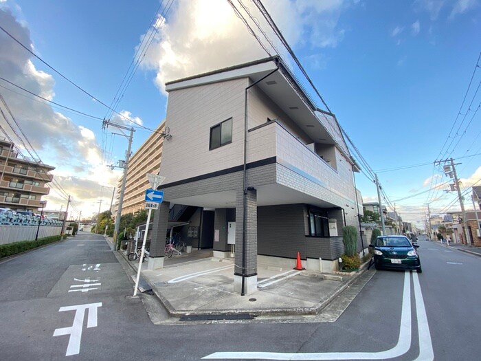 物件外観写真2　(外観写真)