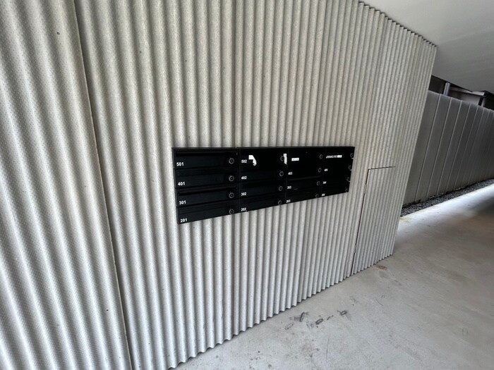 物件外観写真4　(建物設備)