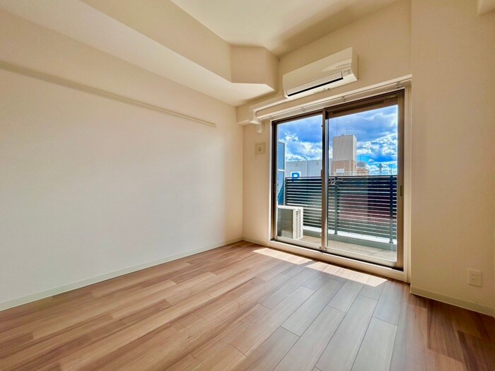 物件内観写真8　(居室)