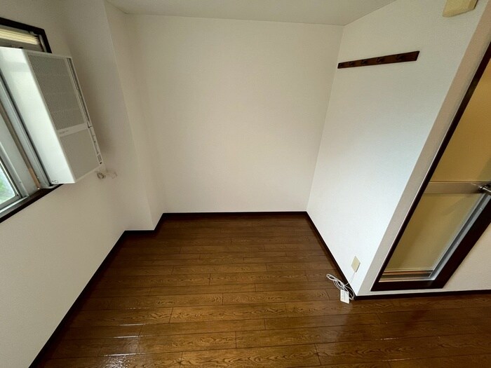 物件内観写真21　(居室)