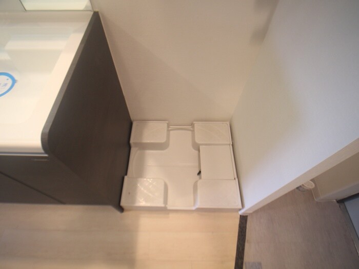 物件内観写真12　(洗濯機置場)