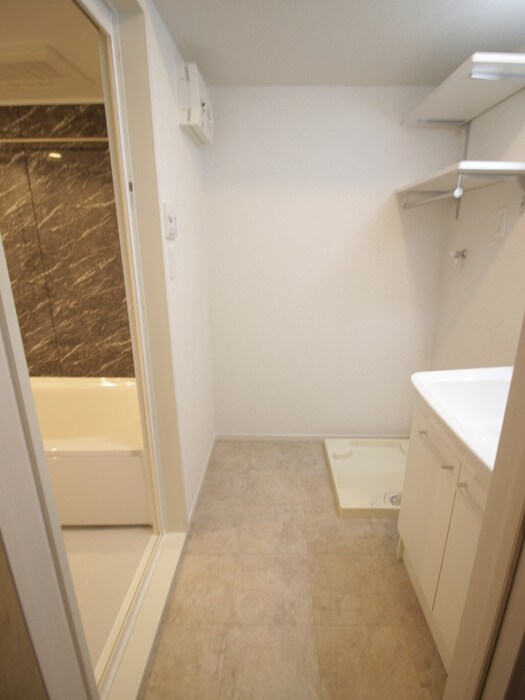 物件内観写真19　(洗面)