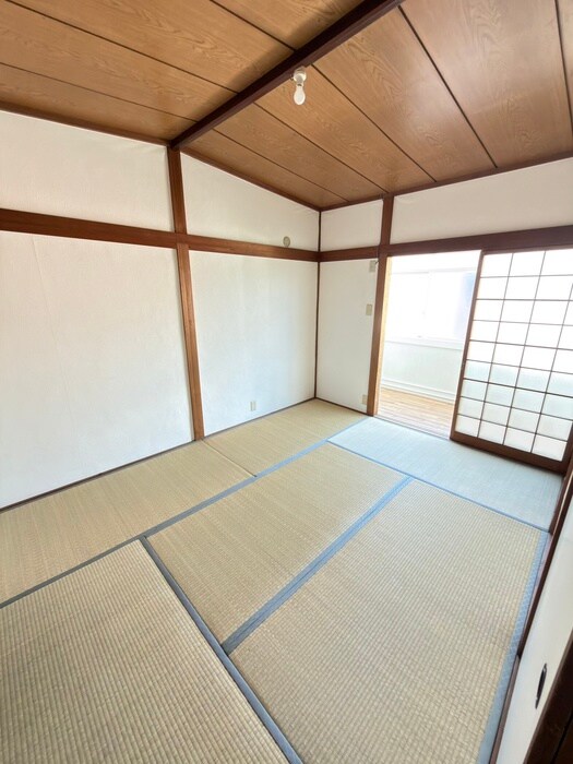 物件内観写真9　(居室)