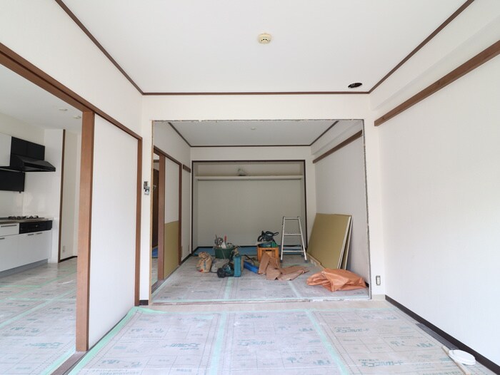 物件内観写真10　(居室)