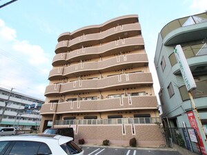 エテルノソ－レ外観写真