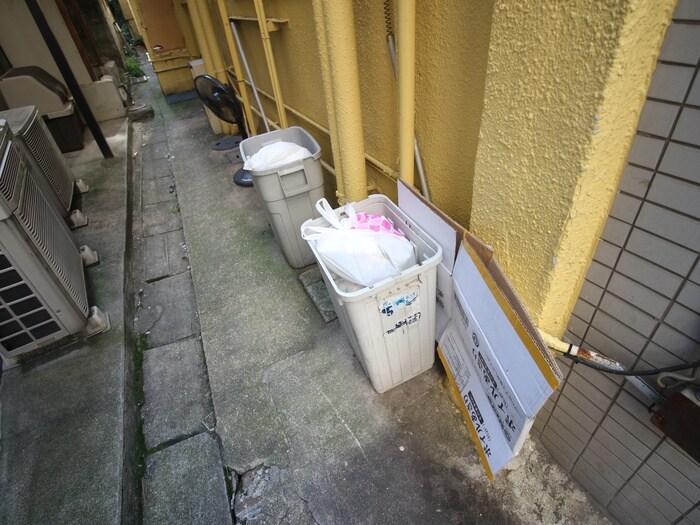 物件外観写真6　(建物設備)