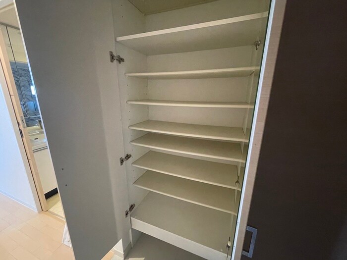 物件内観写真20　(靴箱)