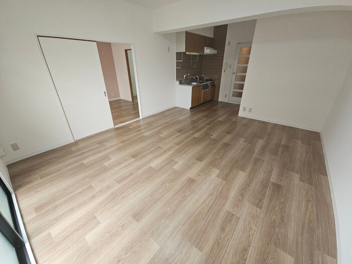 物件内観写真7　(居室)